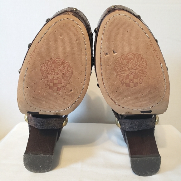 Vince Camuto Christies Dark Brown Platform Clogs - Picture 11 of 12